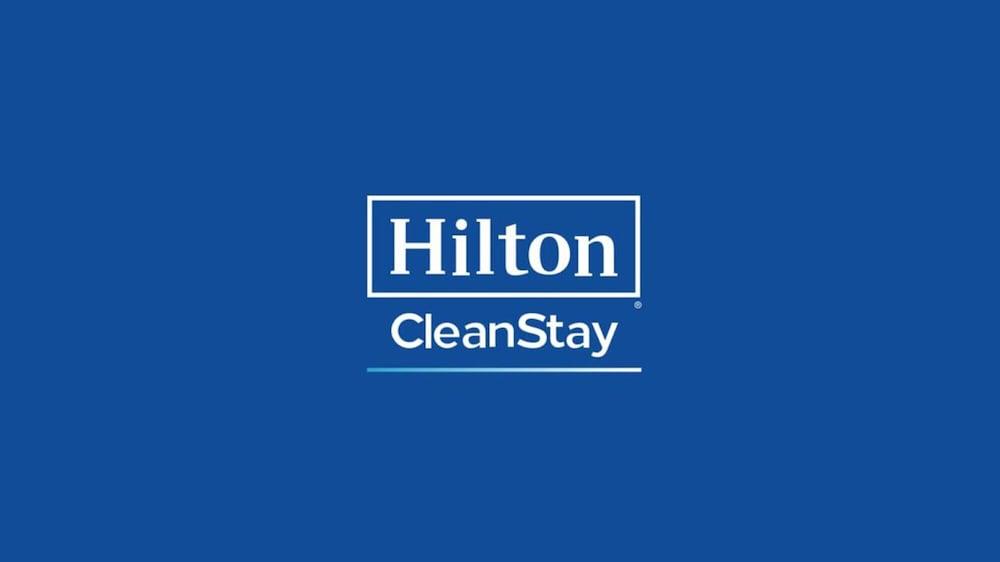 Hotel Hampton By Hilton Luton Airport Exterior foto